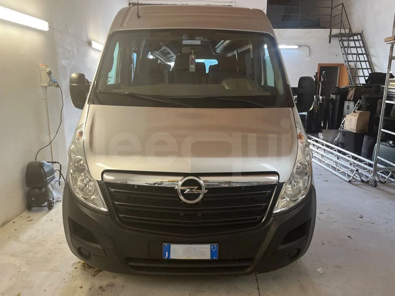 Opel Movano - Minibus, Mikrobus: obrázok 1 Opel Movano - Minibus, Mikrobus: obrázok 1