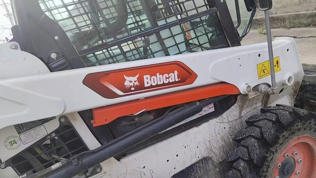 Bobcat S 510  - Šmykom riadený nakladač: obrázok 2 Bobcat S 510  - Šmykom riadený nakladač: obrázok 2