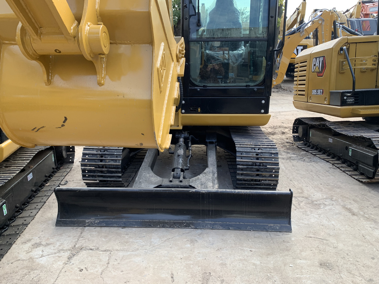 CATERPILLAR 305.5E2 - Pásové rýpadlo: obrázok 2 CATERPILLAR 305.5E2 - Pásové rýpadlo: obrázok 2
