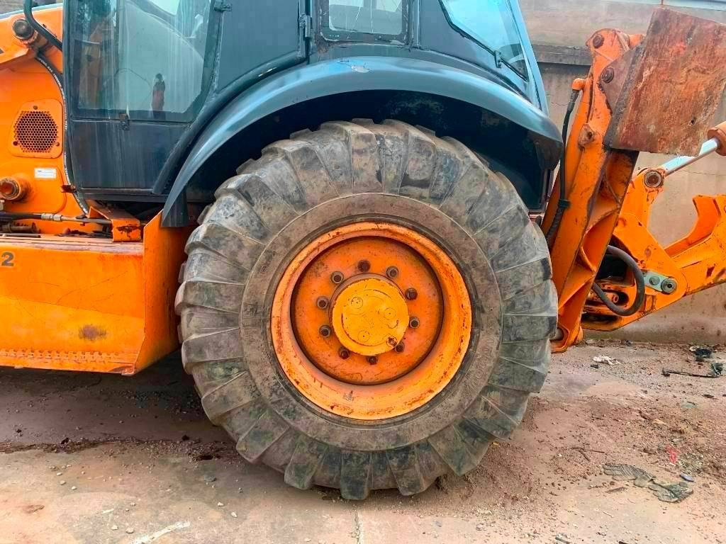 Case 580 M  - Rýpadlo-nakladač: obrázok 2 Case 580 M  - Rýpadlo-nakladač: obrázok 2