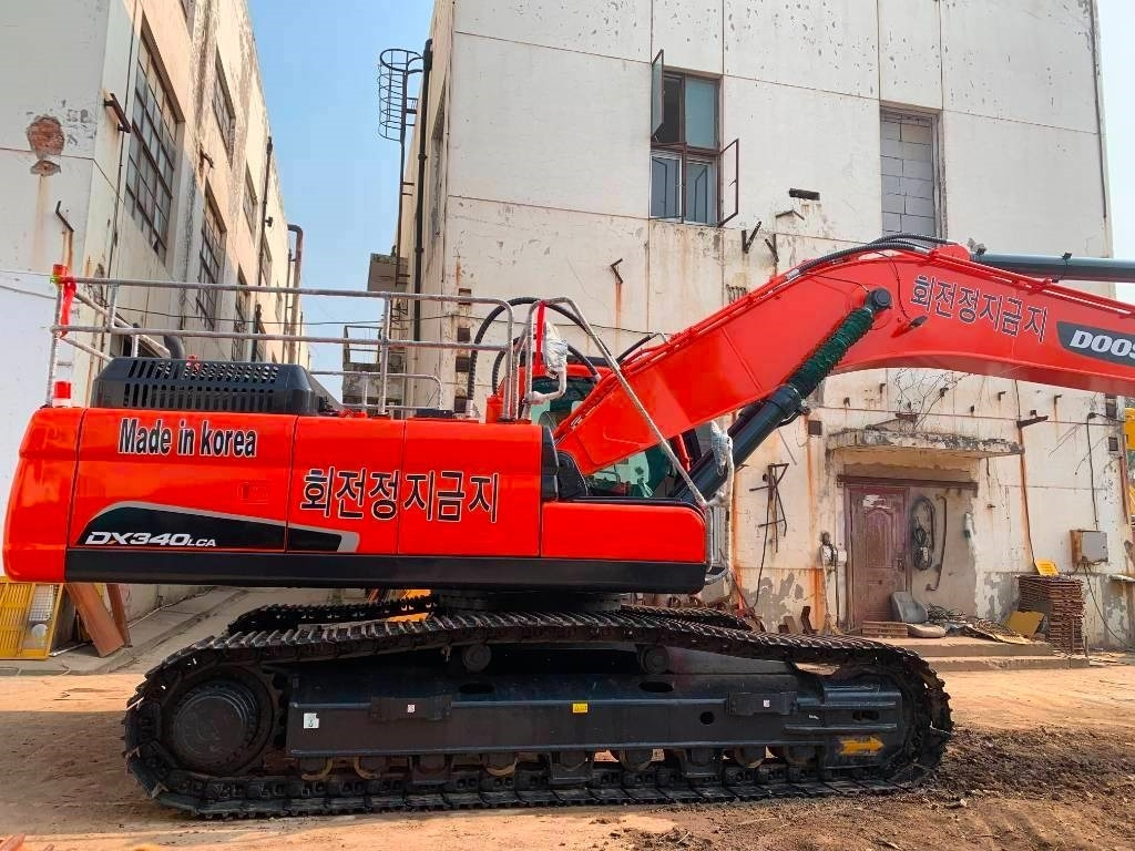 Doosan DX 340 LCA - Pásové rýpadlo: obrázok 1 Doosan DX 340 LCA - Pásové rýpadlo: obrázok 1