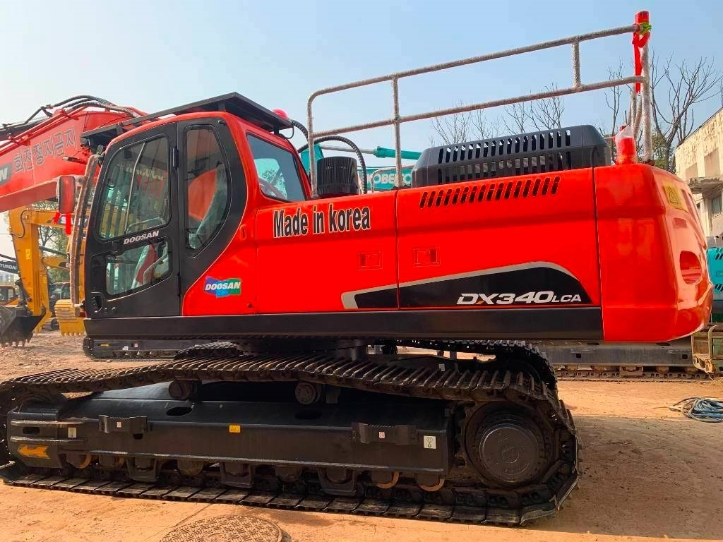 Doosan DX 340 LCA - Pásové rýpadlo: obrázok 2 Doosan DX 340 LCA - Pásové rýpadlo: obrázok 2