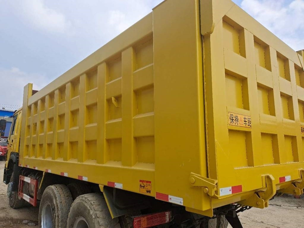 Howo 6X4  - Sklápač: obrázok 4 Howo 6X4  - Sklápač: obrázok 4