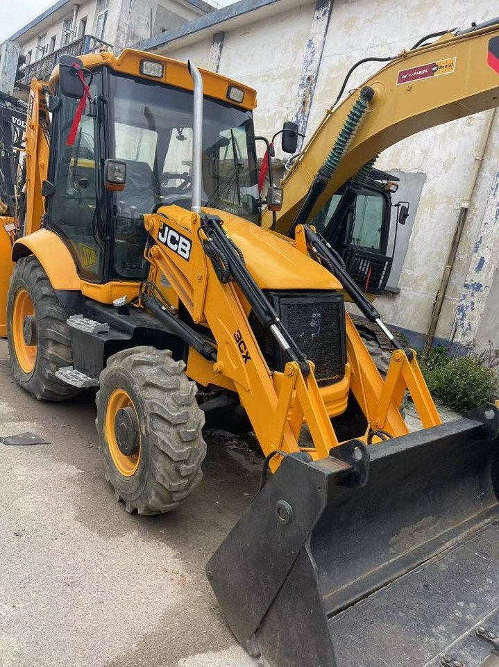 JCB 3 CX - Rýpadlo-nakladač: obrázok 2 JCB 3 CX - Rýpadlo-nakladač: obrázok 2