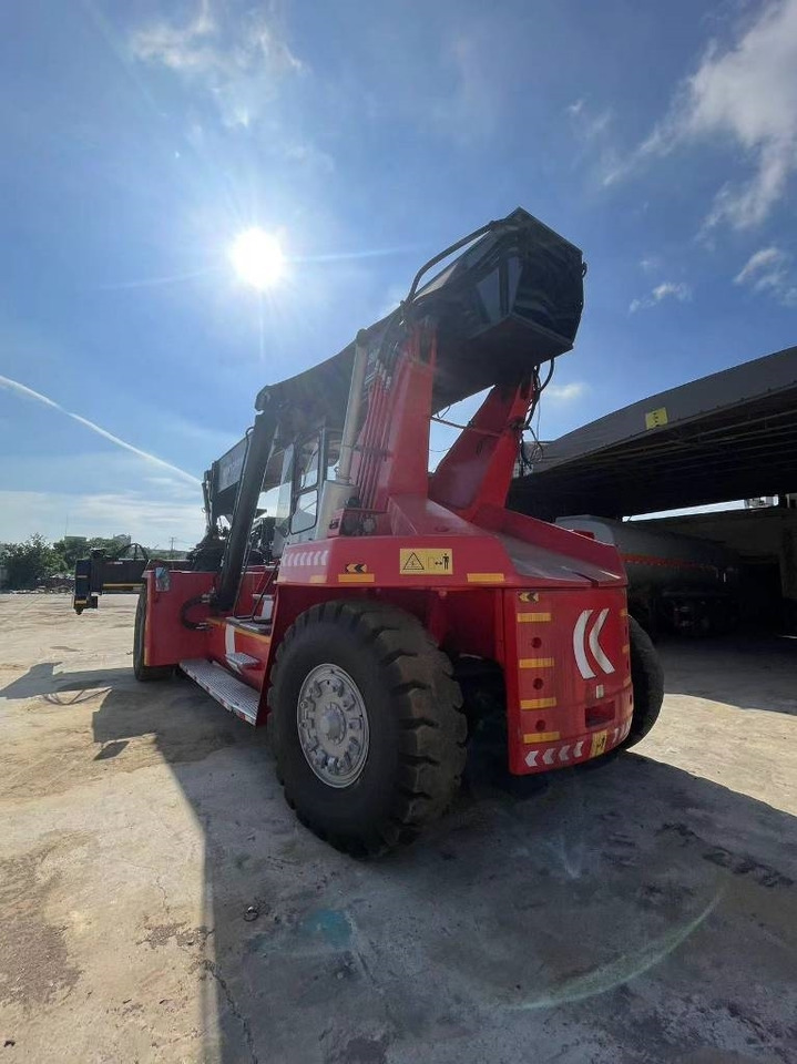 Kalmar DRF 450-650S5 - Žeriav pre všetky terény: obrázok 4 Kalmar DRF 450-650S5 - Žeriav pre všetky terény: obrázok 4