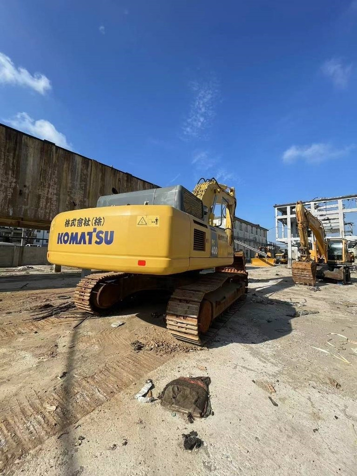 Komatsu PC 400-8 - Pásové rýpadlo: obrázok 3 Komatsu PC 400-8 - Pásové rýpadlo: obrázok 3