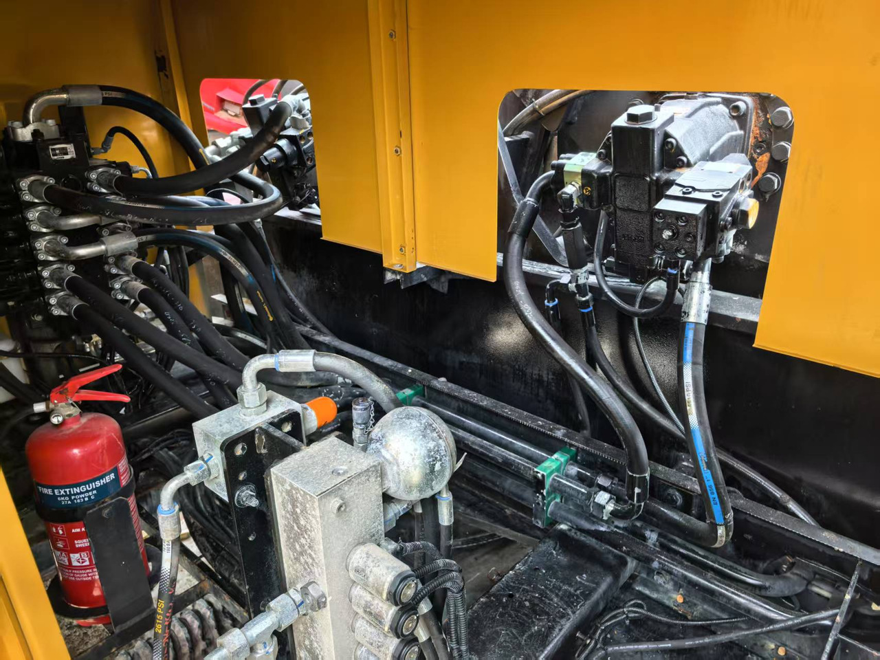 SANY SCC1000A-6 - Pásový žeriav: obrázok 3 SANY SCC1000A-6 - Pásový žeriav: obrázok 3