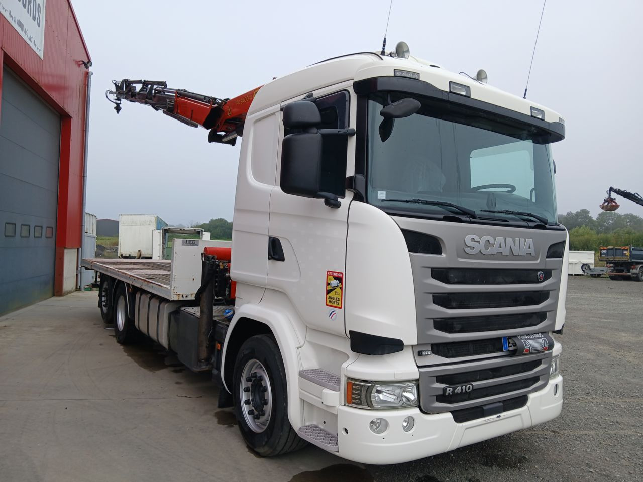 SCANIA 410 6x2 Standard platform Truck - Valníkový/ Plošinový nákladný automobil, Auto s hydraulickou rukou: obrázok 2 SCANIA 410 6x2 Standard platform Truck - Valníkový/ Plošinový nákladný automobil, Auto s hydraulickou rukou: obrázok 2