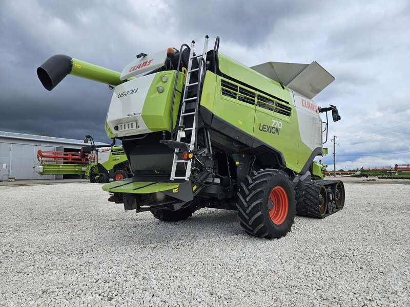 Claas Lexion 770 TT - Obilný kombajn: obrázok 1 Claas Lexion 770 TT - Obilný kombajn: obrázok 1