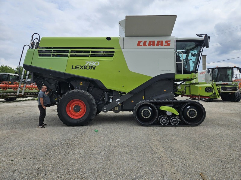 Claas Lexion 780 TT - Obilný kombajn: obrázok 3 Claas Lexion 780 TT - Obilný kombajn: obrázok 3