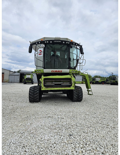 Claas Lexion 780 TT - Obilný kombajn: obrázok 3 Claas Lexion 780 TT - Obilný kombajn: obrázok 3