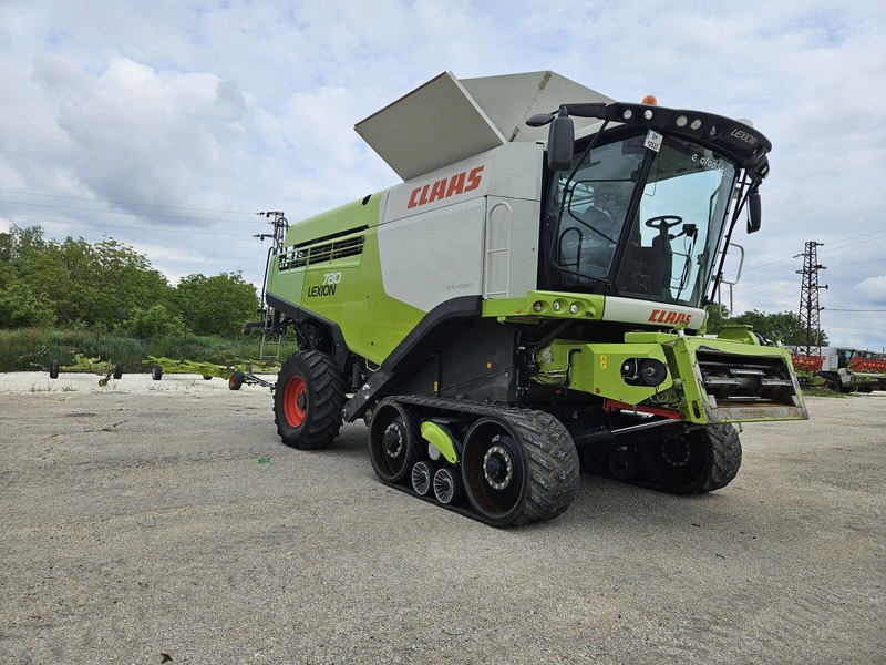 Claas Lexion 780 TT - Obilný kombajn: obrázok 2 Claas Lexion 780 TT - Obilný kombajn: obrázok 2