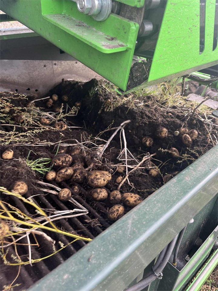 AVR 9200 CR - Zemiakový kombajn: obrázok 3 AVR 9200 CR - Zemiakový kombajn: obrázok 3