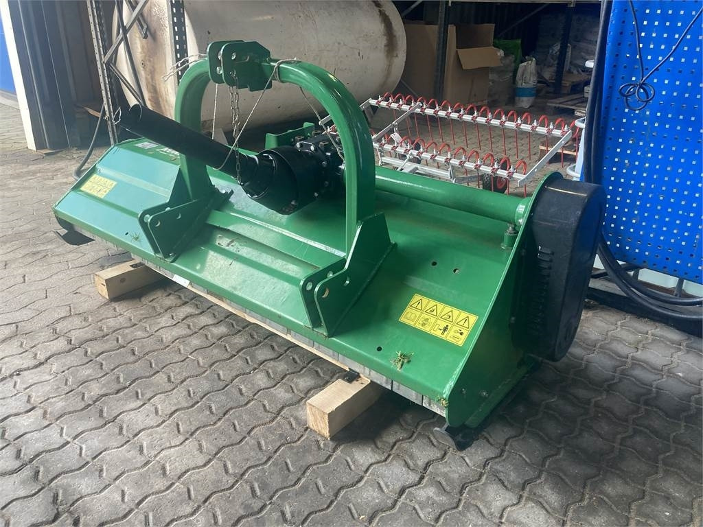 Dk-Tec 200 CM SLAGLEKLIPPER - Kladivkový mulčovač: obrázok 1 Dk-Tec 200 CM SLAGLEKLIPPER - Kladivkový mulčovač: obrázok 1