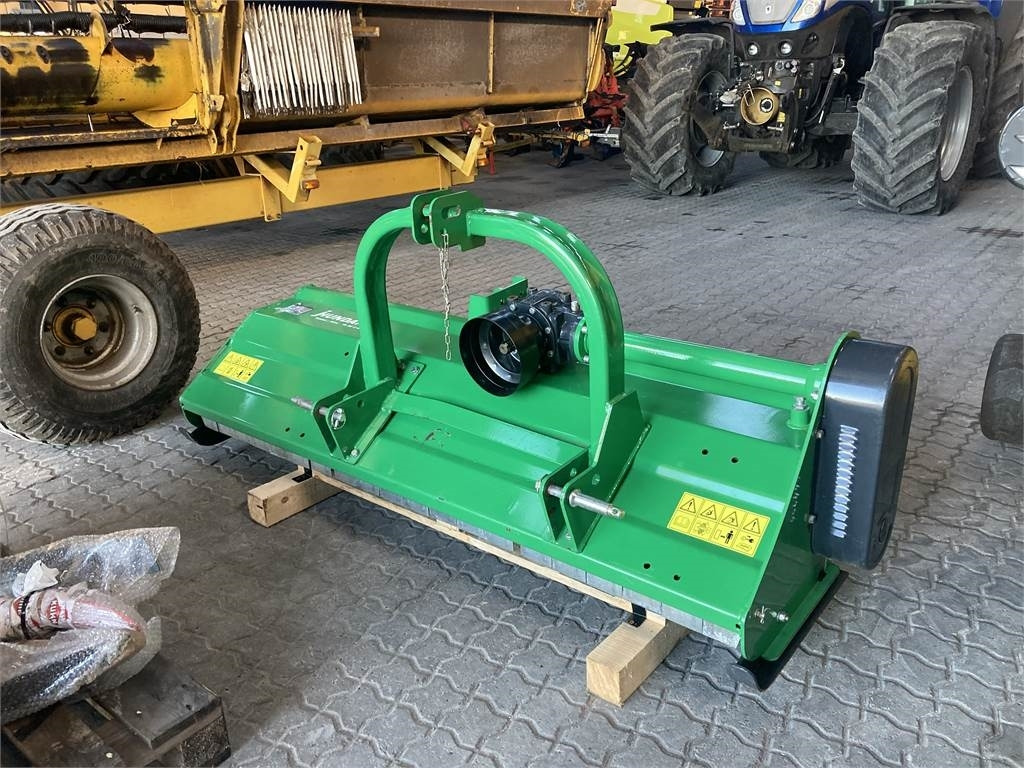 Dk-Tec 200 CM SLAGLEKLIPPER - Kladivkový mulčovač: obrázok 3 Dk-Tec 200 CM SLAGLEKLIPPER - Kladivkový mulčovač: obrázok 3