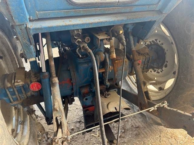 Ford 6600 - Traktor: obrázok 5 Ford 6600 - Traktor: obrázok 5