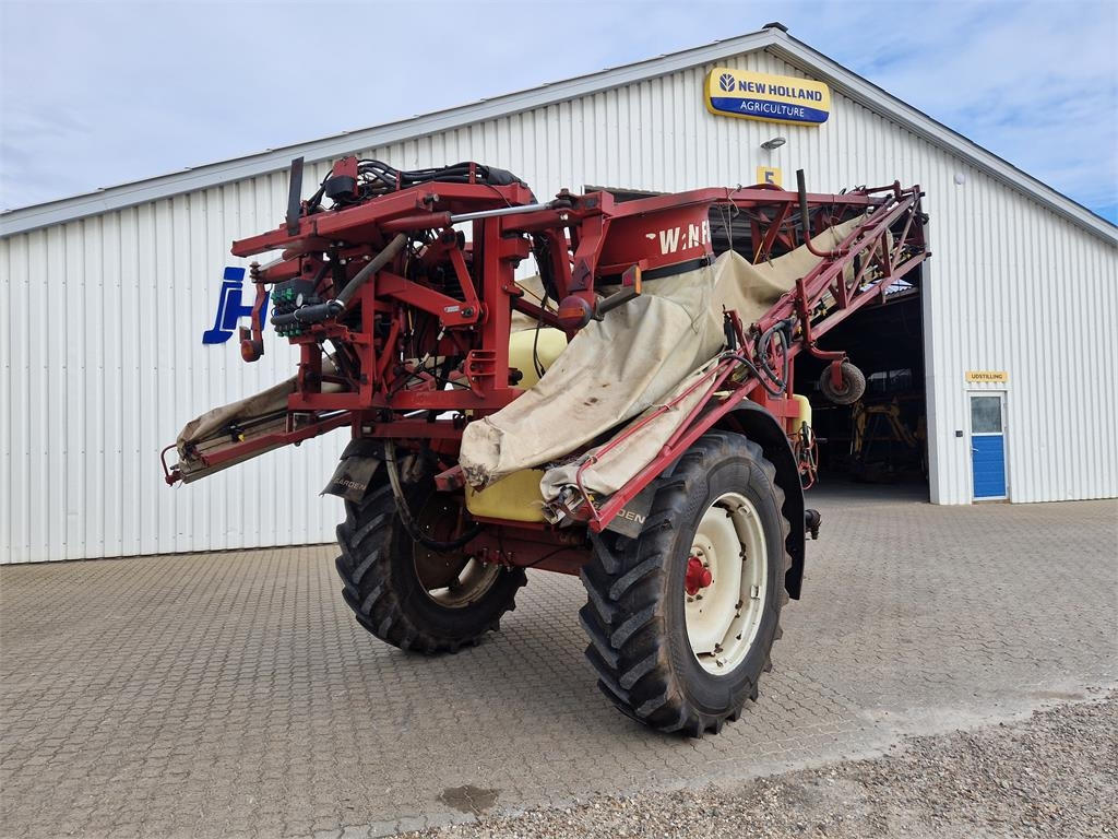 Hardi COMMANDER 2800 TWIN - Ťahaný postrekovač: obrázok 3 Hardi COMMANDER 2800 TWIN - Ťahaný postrekovač: obrázok 3
