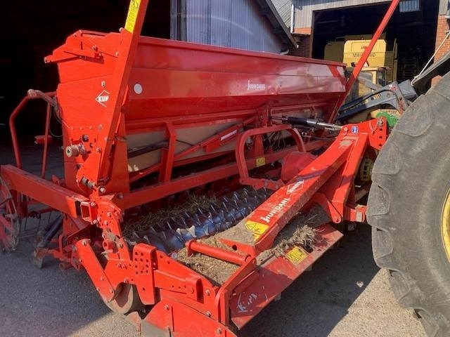 Kuhn HR4004/INTEGRA - Modulárny sejací stroj: obrázok 1 Kuhn HR4004/INTEGRA - Modulárny sejací stroj: obrázok 1