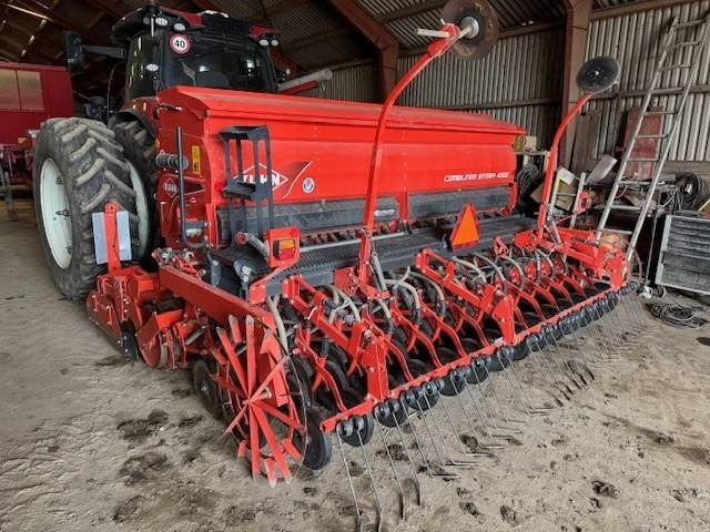 Kuhn SITERA 4000 + TF1500 - Modulárny sejací stroj: obrázok 1 Kuhn SITERA 4000 + TF1500 - Modulárny sejací stroj: obrázok 1