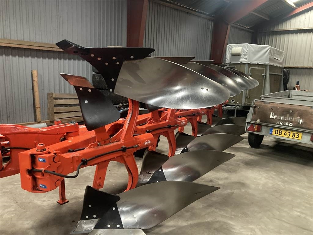 Kuhn VARI-MASTER 122 NSH - Pluh: obrázok 1 Kuhn VARI-MASTER 122 NSH - Pluh: obrázok 1
