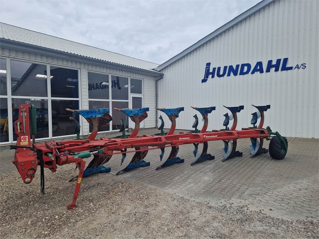 Kverneland EG 100-300-28 - Pluh: obrázok 1 Kverneland EG 100-300-28 - Pluh: obrázok 1