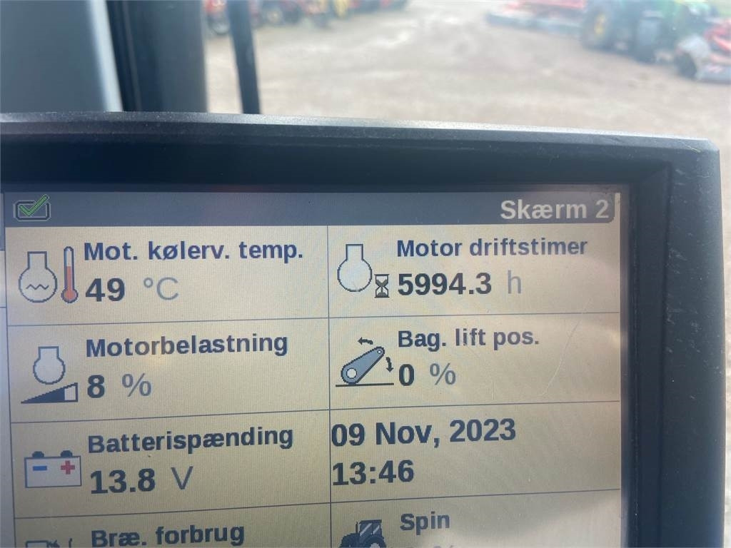 New Holland T7.315 AC - Traktor: obrázok 4 New Holland T7.315 AC - Traktor: obrázok 4