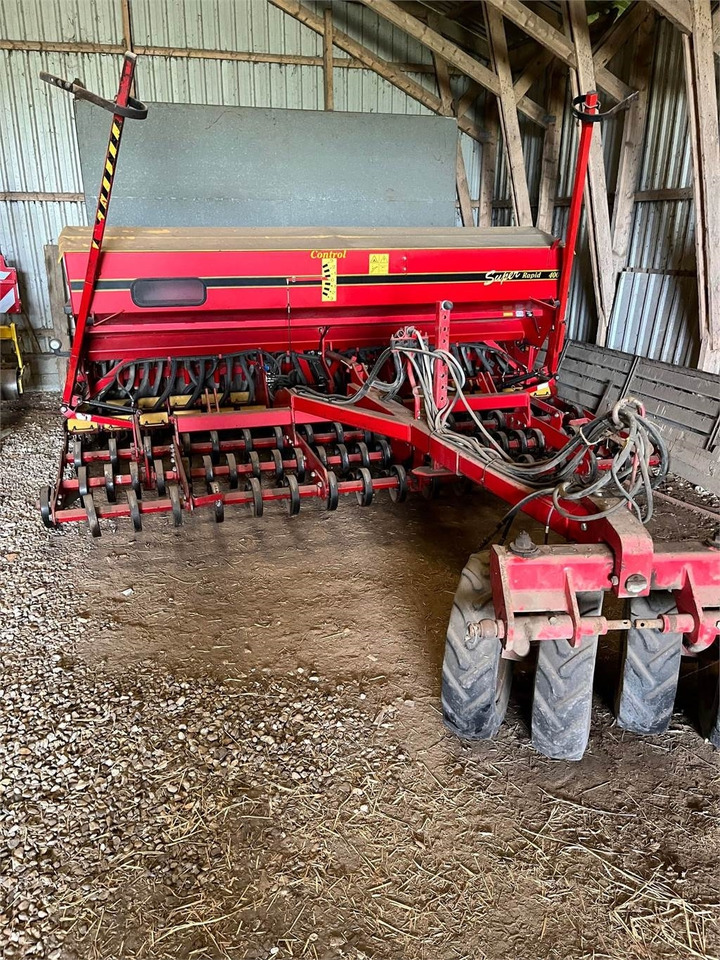 Vaderstad RAPID 400S - Modulárny sejací stroj: obrázok 1 Vaderstad RAPID 400S - Modulárny sejací stroj: obrázok 1