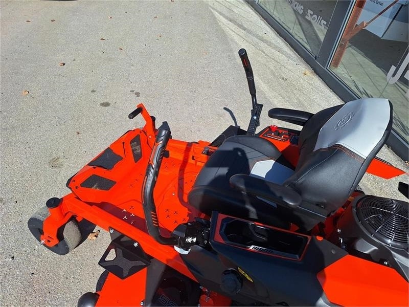 Ariens IKON XD 52" (132 Cm. Klippe bredde) - Komunálny traktor: obrázok 5 Ariens IKON XD 52" (132 Cm. Klippe bredde) - Komunálny traktor: obrázok 5