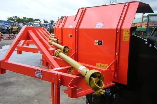 - - - BOXER D02 - Kultivátor: obrázok 2 - - - BOXER D02 - Kultivátor: obrázok 2