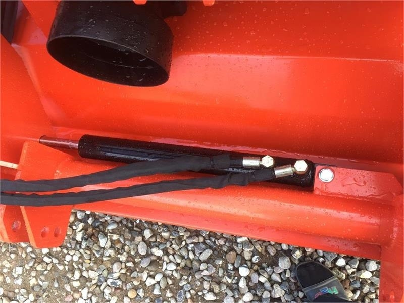 Boxer AG 2800 front og bagmonteret - Kladivkový mulčovač: obrázok 5 Boxer AG 2800 front og bagmonteret - Kladivkový mulčovač: obrázok 5