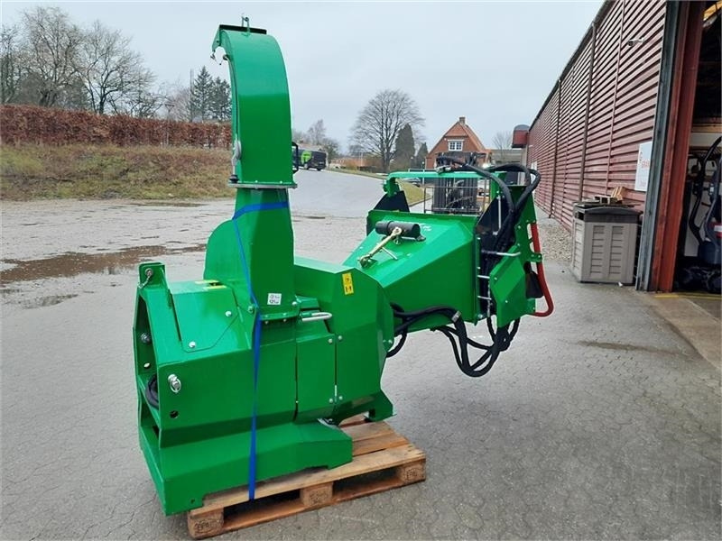 Dk-Tec 175 - Drtič konárov: obrázok 5 Dk-Tec 175 - Drtič konárov: obrázok 5
