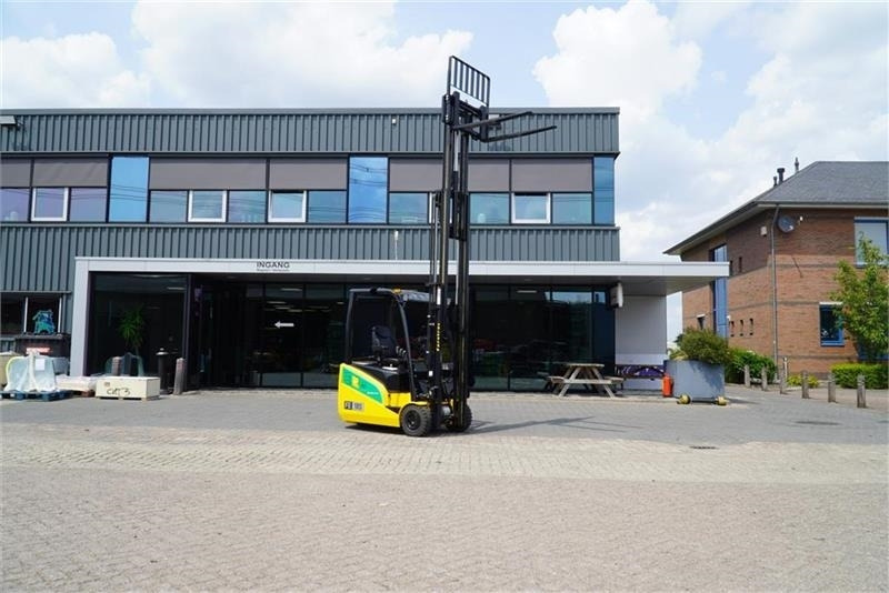 Eurotrac El truck - Elektrický vysokozdvižný vozík: obrázok 2 Eurotrac El truck - Elektrický vysokozdvižný vozík: obrázok 2