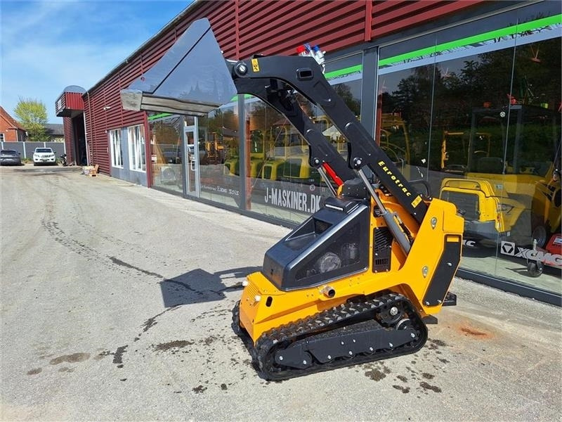 Eurotrac SK 10 - Šmykom riadený nakladač: obrázok 1 Eurotrac SK 10 - Šmykom riadený nakladač: obrázok 1