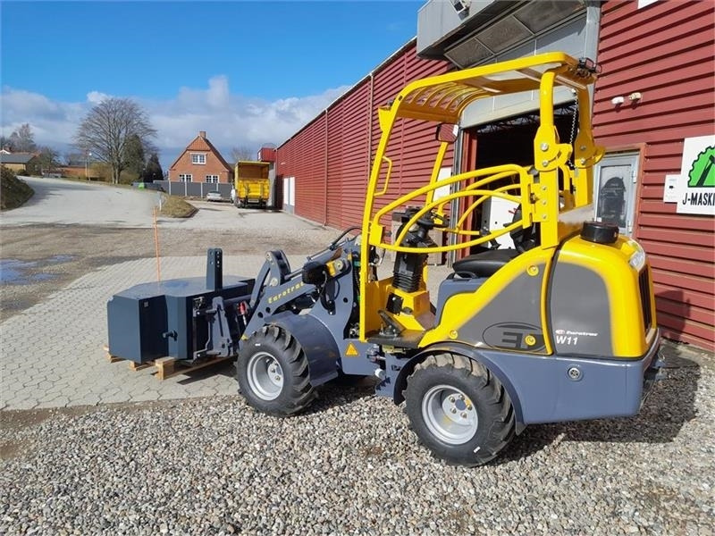 Eurotrac W11 LAV TÅRN - Kĺbový nakladač: obrázok 3 Eurotrac W11 LAV TÅRN - Kĺbový nakladač: obrázok 3