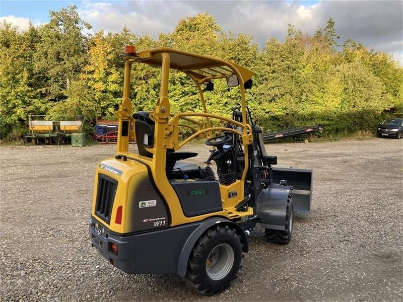 Eurotrac W11 med lang arm, skovl og gafler - Kĺbový nakladač: obrázok 3 Eurotrac W11 med lang arm, skovl og gafler - Kĺbový nakladač: obrázok 3