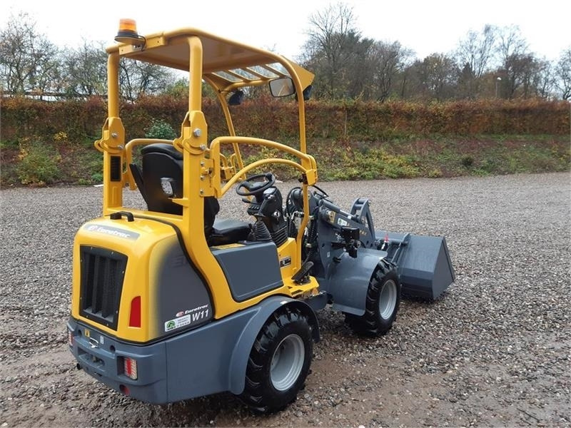 Eurotrac W11 med lav tårn - Kĺbový nakladač: obrázok 4 Eurotrac W11 med lav tårn - Kĺbový nakladač: obrázok 4