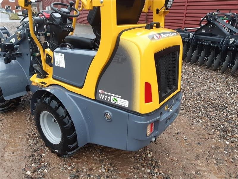 Eurotrac W11 med lav tårn - Kĺbový nakladač: obrázok 3 Eurotrac W11 med lav tårn - Kĺbový nakladač: obrázok 3