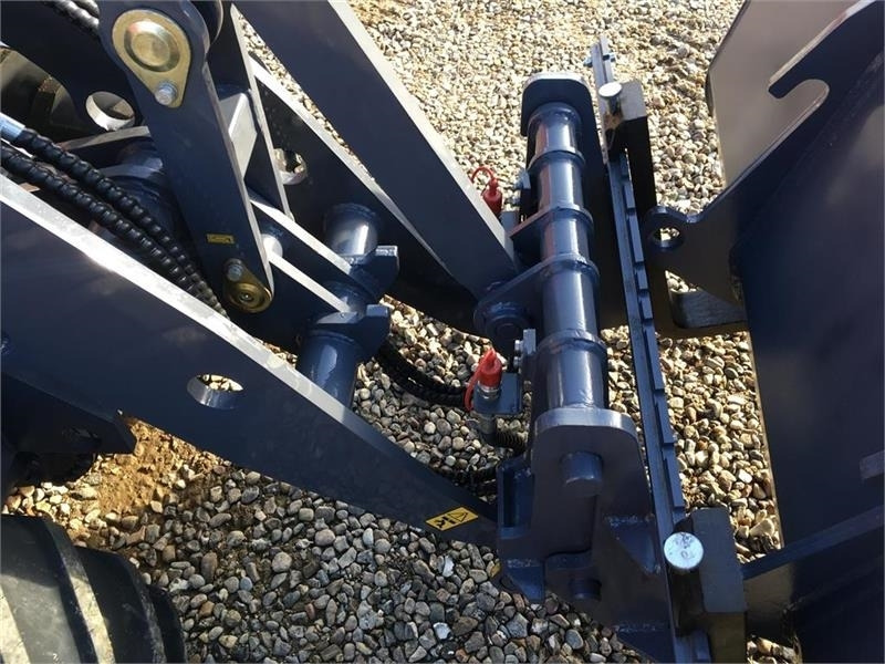 Eurotrac W12 m. lang arm - Kĺbový nakladač: obrázok 5 Eurotrac W12 m. lang arm - Kĺbový nakladač: obrázok 5