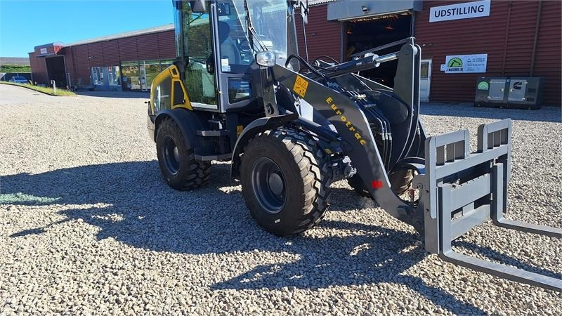 Eurotrac WL18 - Kolesový nakladač: obrázok 4 Eurotrac WL18 - Kolesový nakladač: obrázok 4