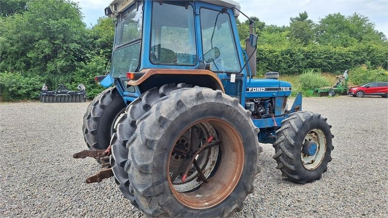 Ford 7610 - Traktor: obrázok 5 Ford 7610 - Traktor: obrázok 5