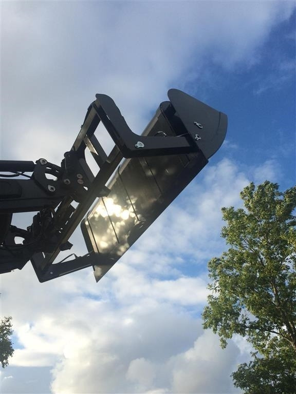 - - - J-Maskiner 2400 Højtipskovl - Lyžica pre Stavebné stroje: obrázok 4 - - - J-Maskiner 2400 Højtipskovl - Lyžica pre Stavebné stroje: obrázok 4