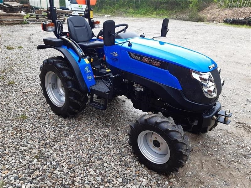 Solis 26 servostyring og brede traktor dæk - Komunálny traktor: obrázok 5 Solis 26 servostyring og brede traktor dæk - Komunálny traktor: obrázok 5