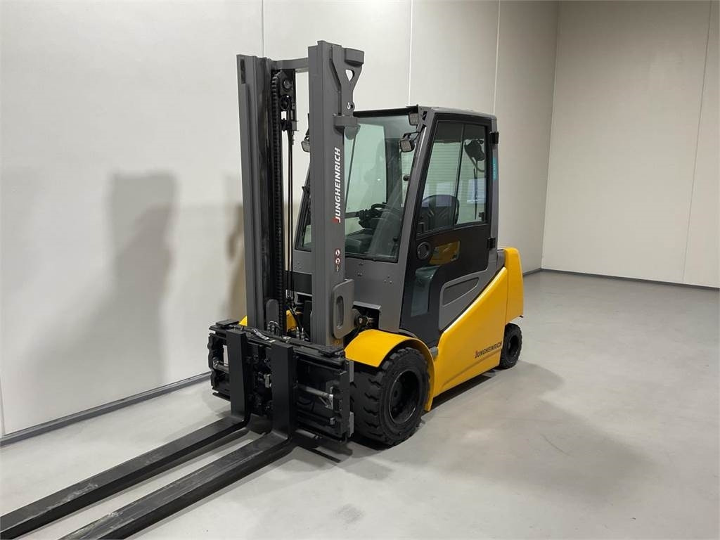 Jungheinrich EFG 550 - Elektrický vysokozdvižný vozík: obrázok 4 Jungheinrich EFG 550 - Elektrický vysokozdvižný vozík: obrázok 4