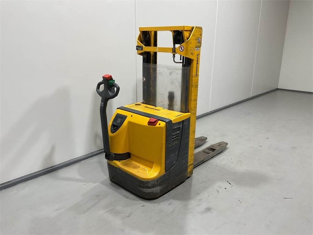 Jungheinrich EJC12 - Stohovač: obrázok 2 Jungheinrich EJC12 - Stohovač: obrázok 2