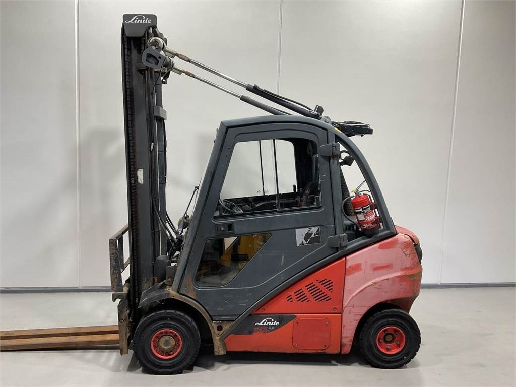 Linde H25D-02 - Dieselový vysokozdvižný vozík: obrázok 3 Linde H25D-02 - Dieselový vysokozdvižný vozík: obrázok 3