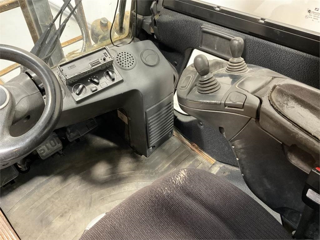 Linde H25D-02 - Dieselový vysokozdvižný vozík: obrázok 5 Linde H25D-02 - Dieselový vysokozdvižný vozík: obrázok 5