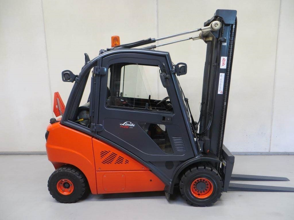 Linde H25T - Plynový vysokozdvižný vozík: obrázok 1 Linde H25T - Plynový vysokozdvižný vozík: obrázok 1