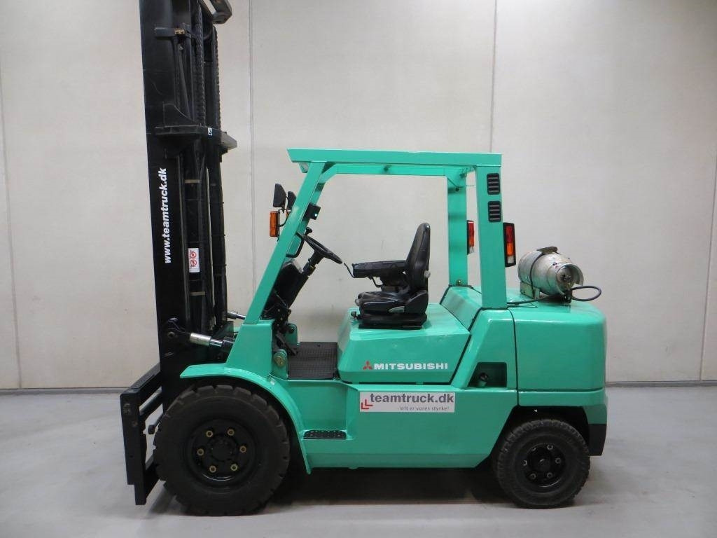 Mitsubishi FG45K2 - Plynový vysokozdvižný vozík: obrázok 2 Mitsubishi FG45K2 - Plynový vysokozdvižný vozík: obrázok 2