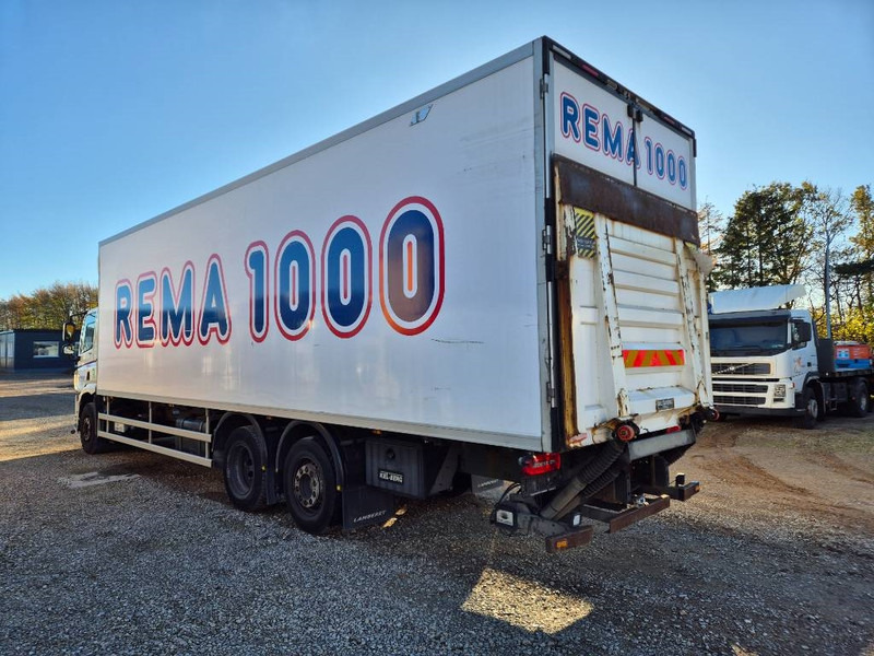 DAF CF 330 // 2 compartments / Cold/freeze - Chladirenské nákladné vozidlo: obrázok 4 DAF CF 330 // 2 compartments / Cold/freeze - Chladirenské nákladné vozidlo: obrázok 4