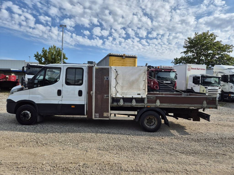 Iveco 70c17 // med lad og presenning - Valníkový/ Plošinový nákladný automobil: obrázok 2 Iveco 70c17 // med lad og presenning - Valníkový/ Plošinový nákladný automobil: obrázok 2